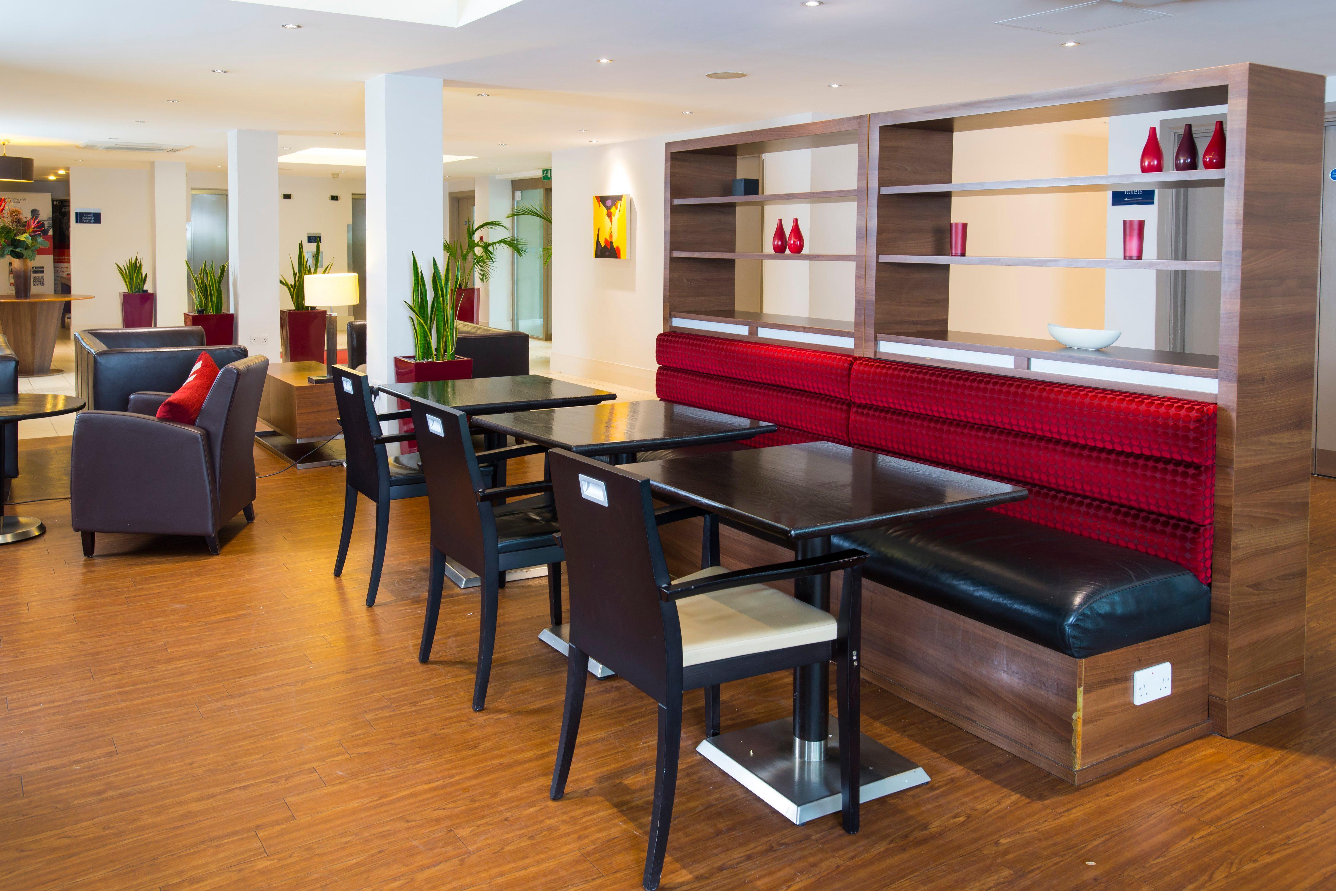 Holiday Inn Express Northampton - South By Ihg Exteriér fotografie