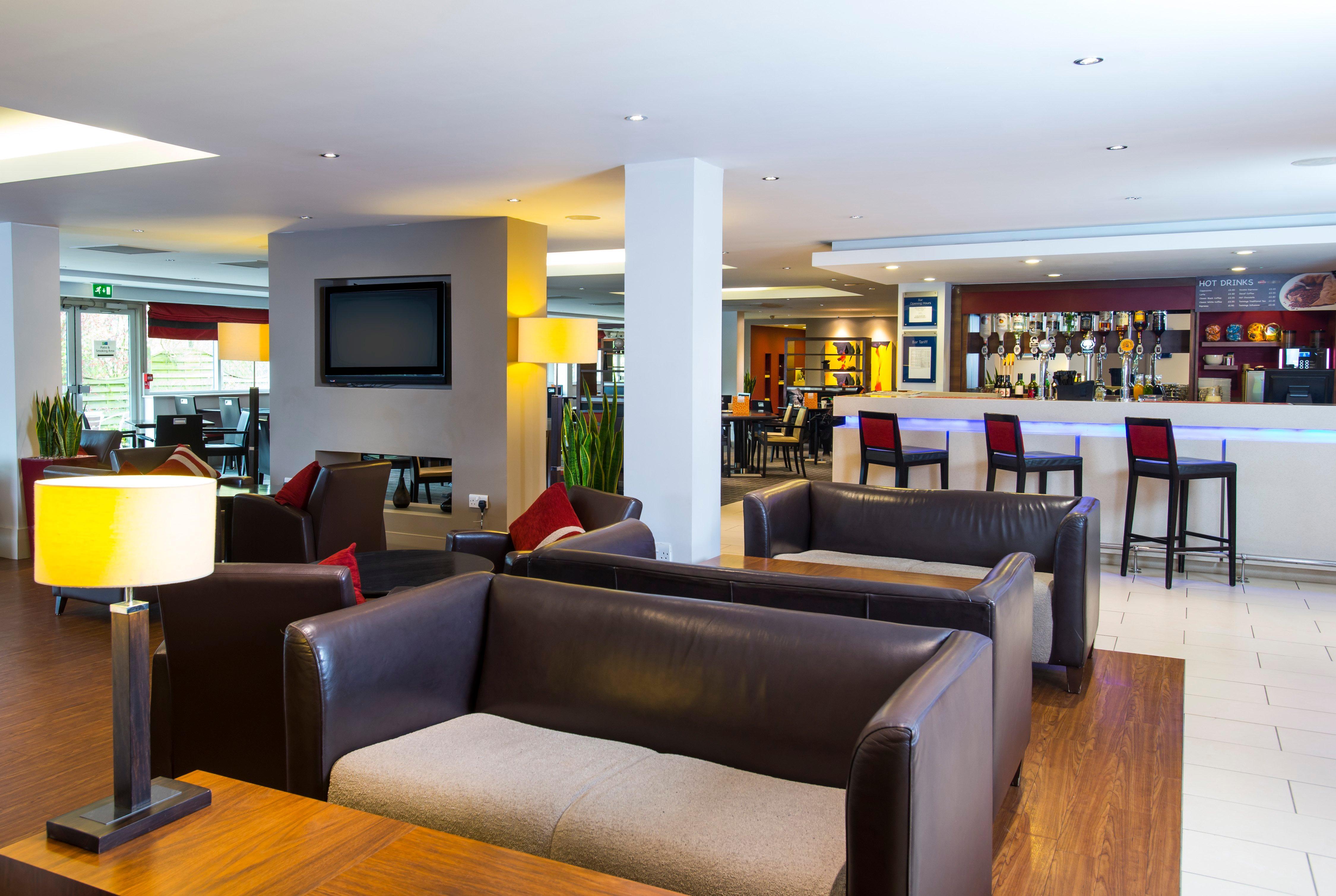 Holiday Inn Express Northampton - South By Ihg Exteriér fotografie
