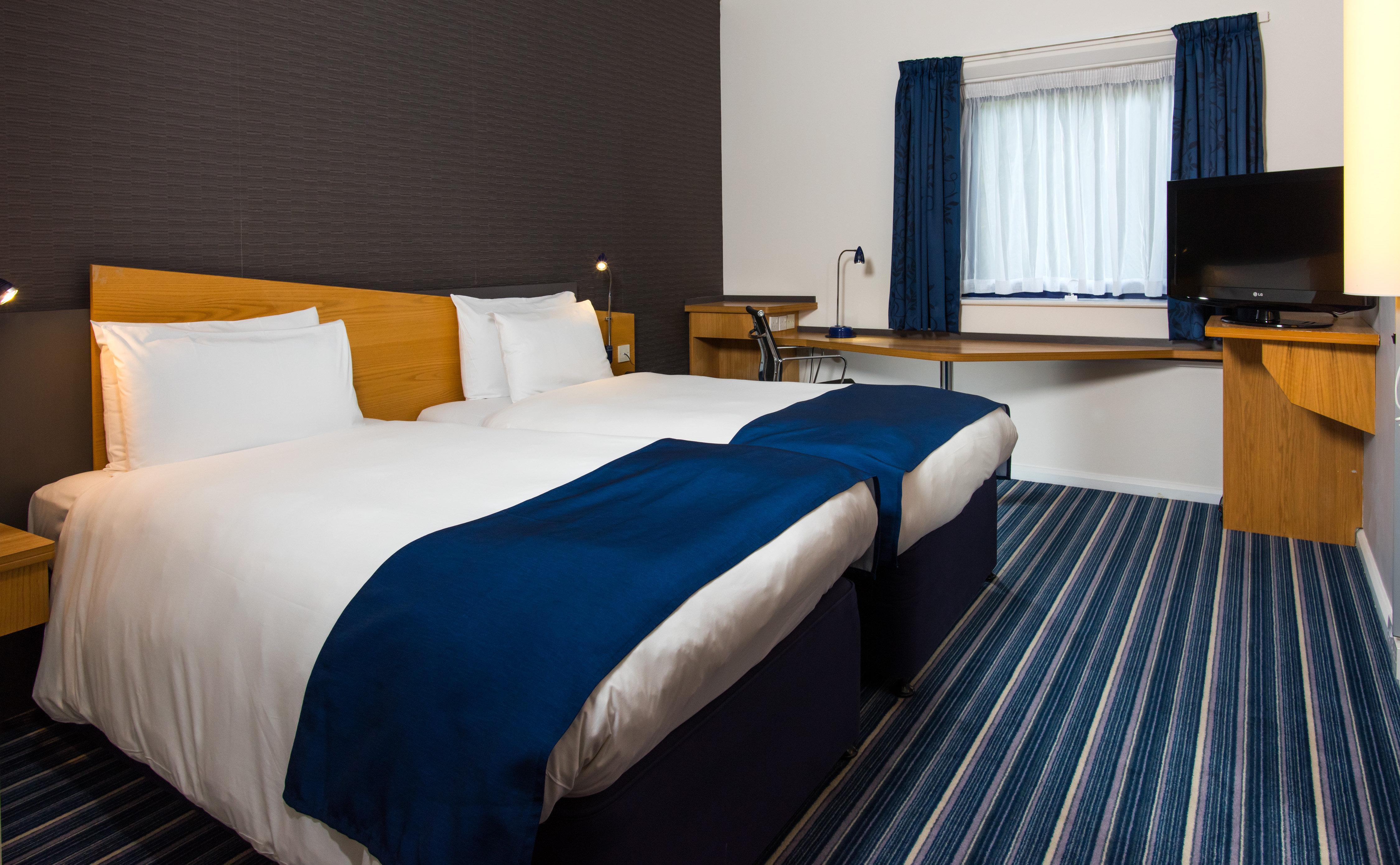 Holiday Inn Express Northampton - South By Ihg Exteriér fotografie