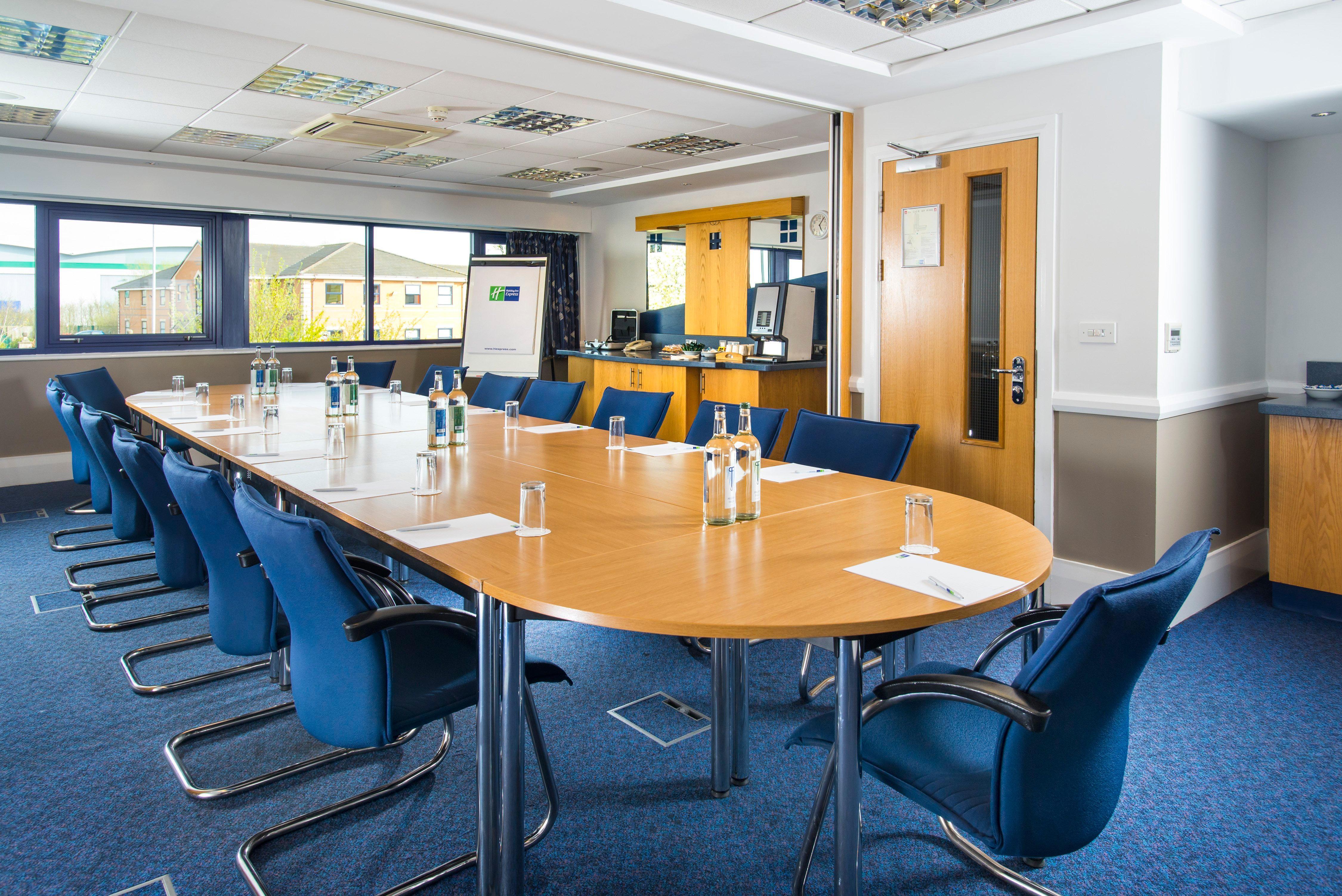 Holiday Inn Express Northampton - South By Ihg Exteriér fotografie
