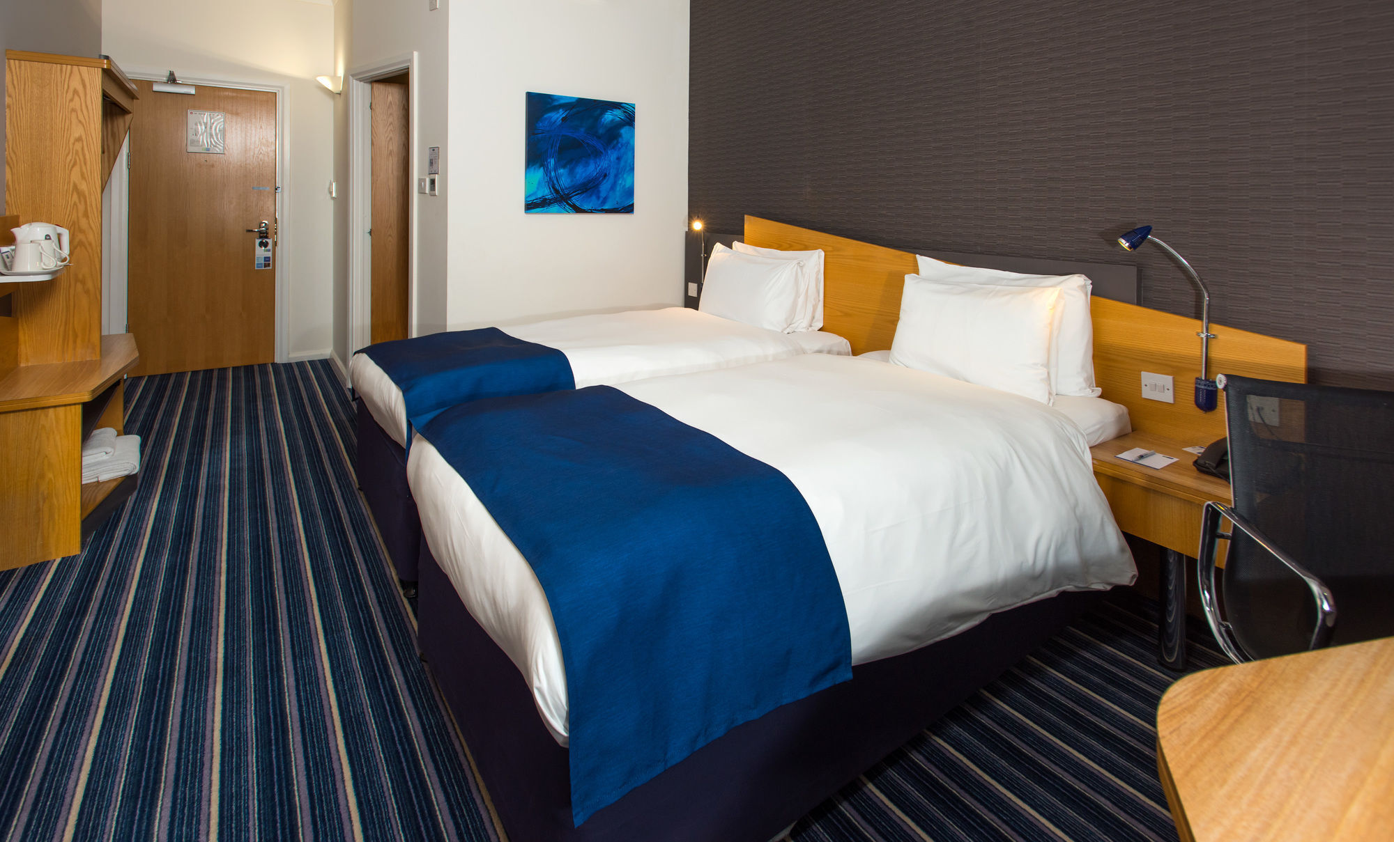 Holiday Inn Express Northampton - South By Ihg Exteriér fotografie